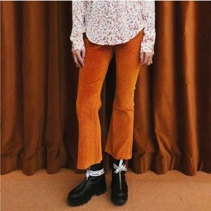 AALTO Cropped Stretchy Corduroy Flared Trouser in Orange
